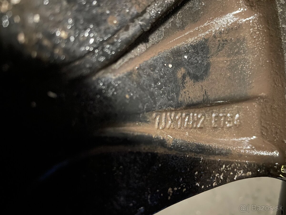 Zimne pneumatiky s original diskami škoda - 6