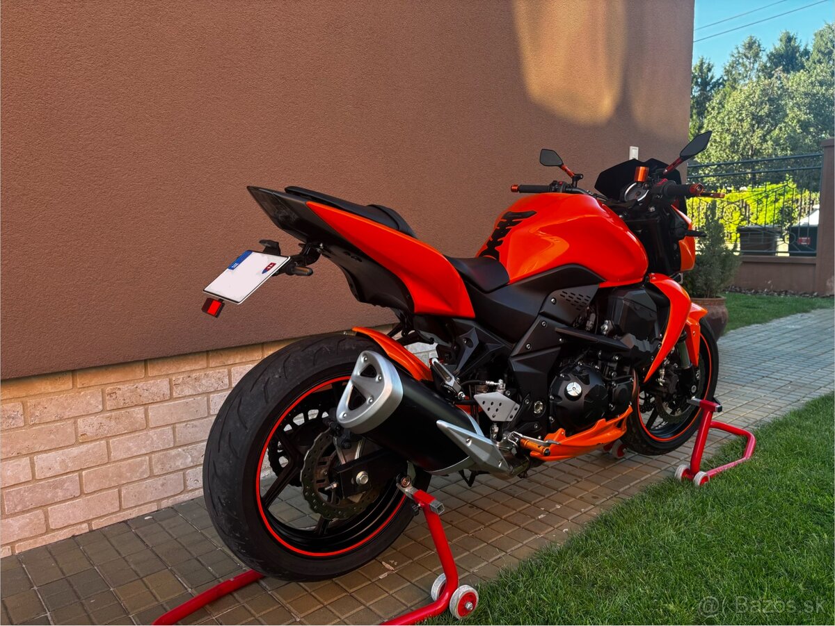KAWASAKI Z 750 - 6
