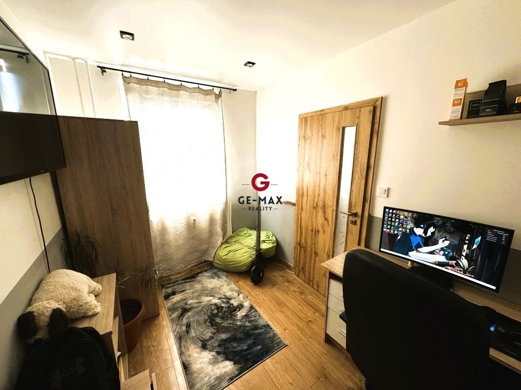 Kompletne zrekonštruovaný 4-izbový byt – Hollého, sídlisko V - 6