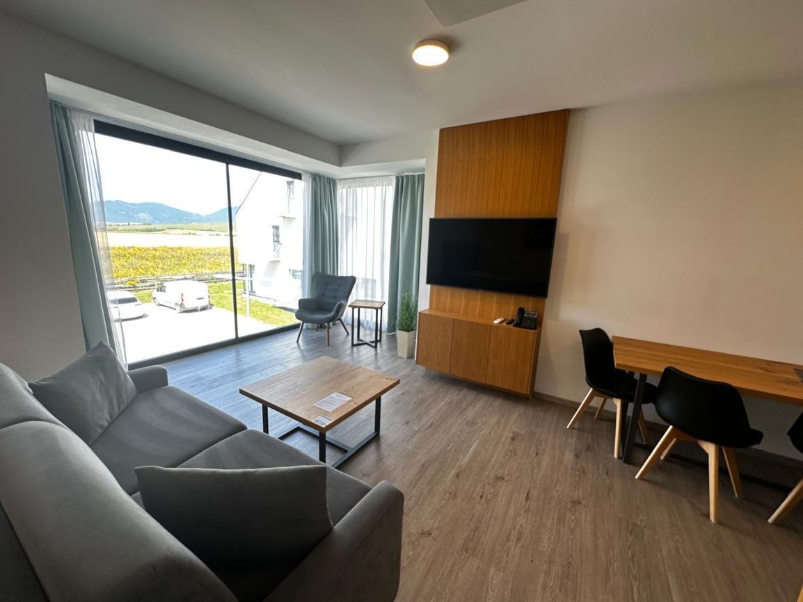 NA PREDAJ - štýlový aparmán v Maladinove – komfort, relax a - 6