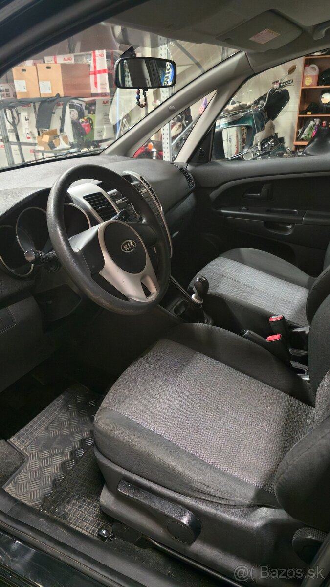 Predám Kia Venga 1,4 benzin 66 kw - 6