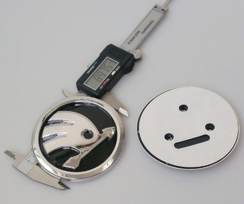 Logo na kufor, znak kapoty - 6