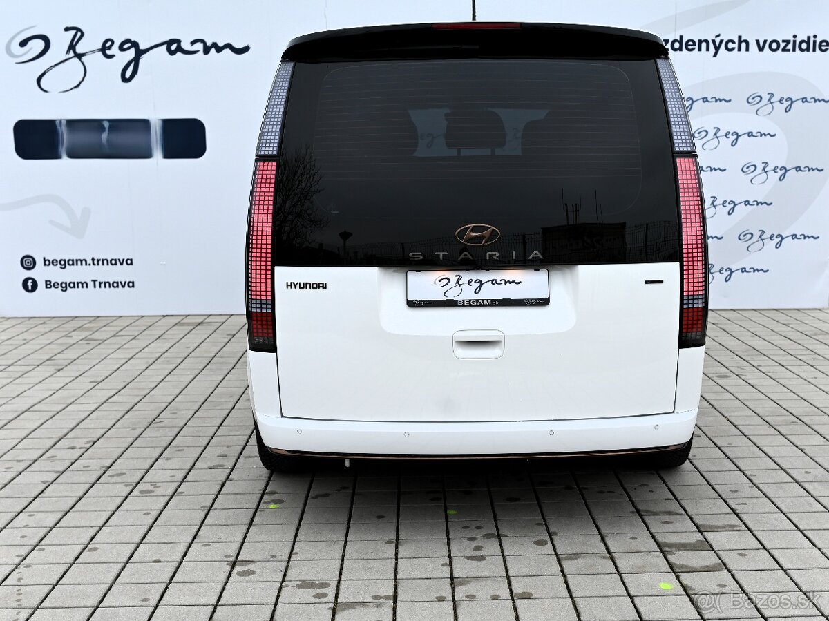 Hyundai Staria 2.2 Luxury - 6