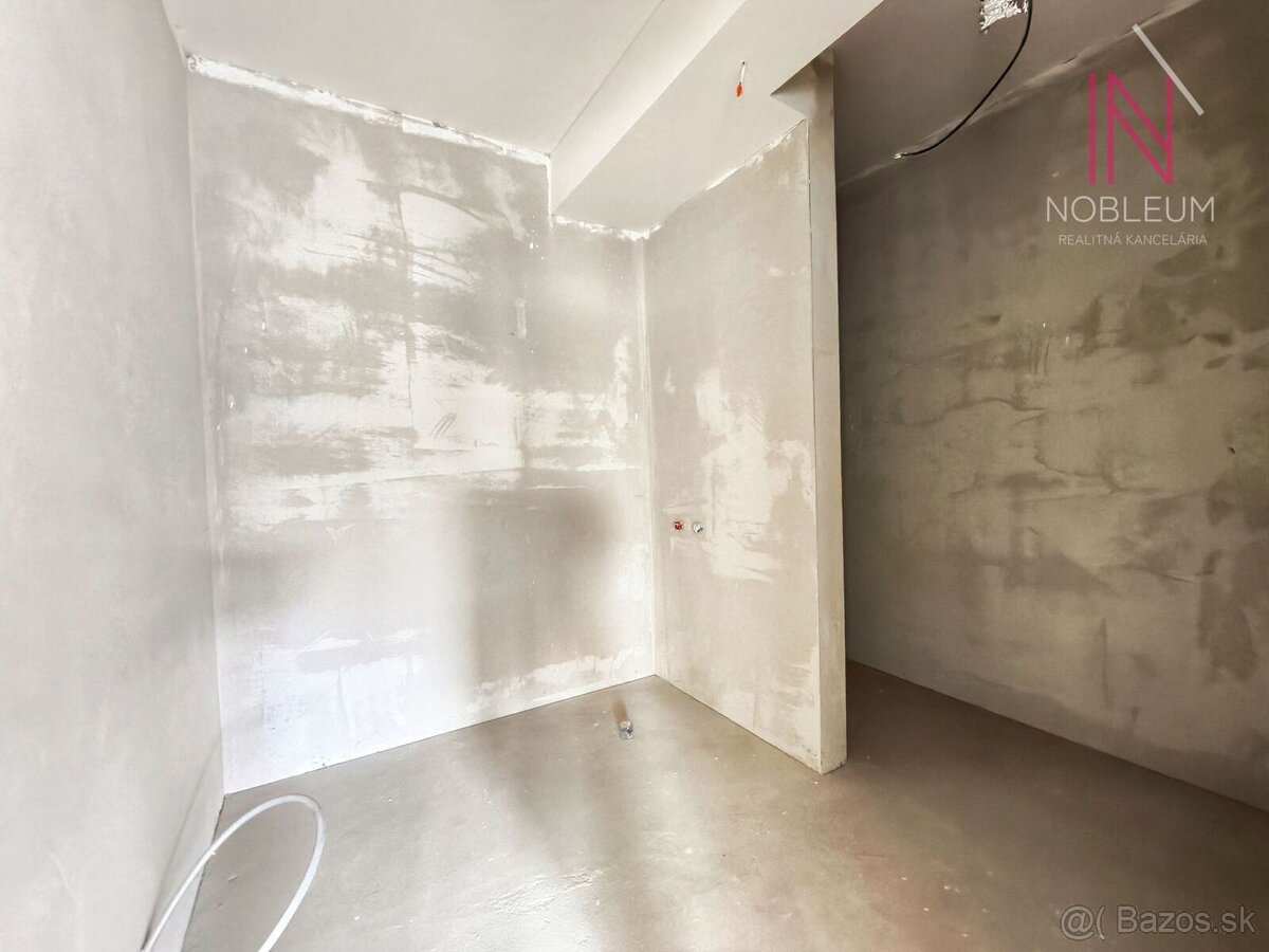 Na predaj priestranný 2 izbový byt s veľkou terasou a vlastn - 6