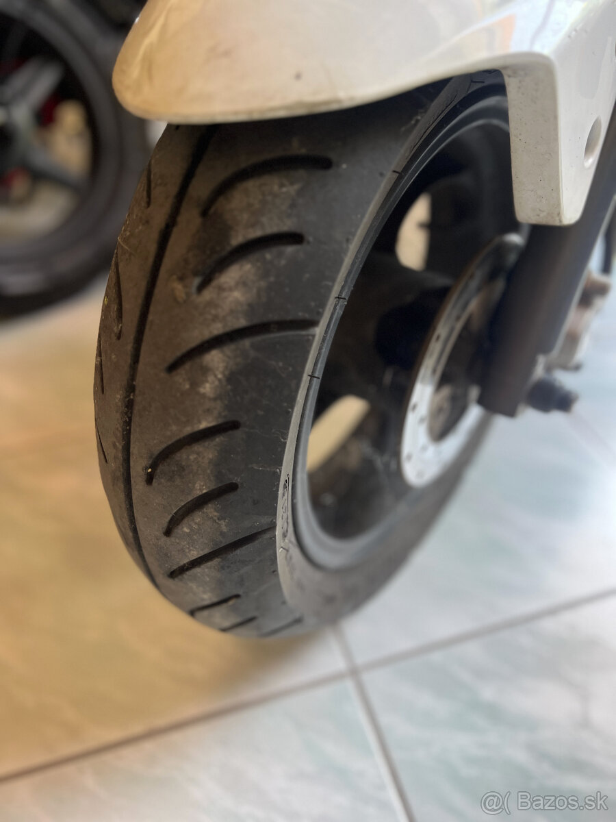 Skúter Kymco Agility Carry 125 - 6