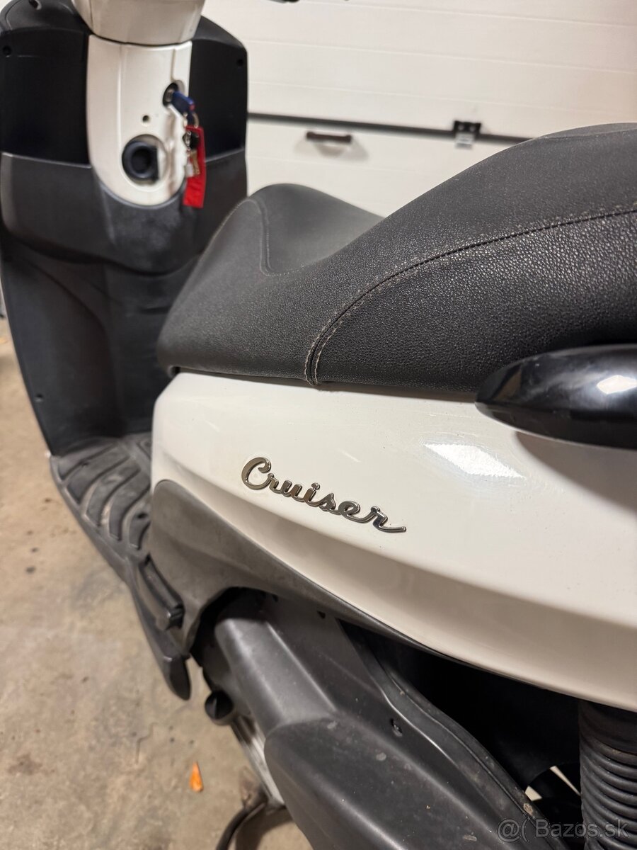 Piaggio Carnaby 300 - 6