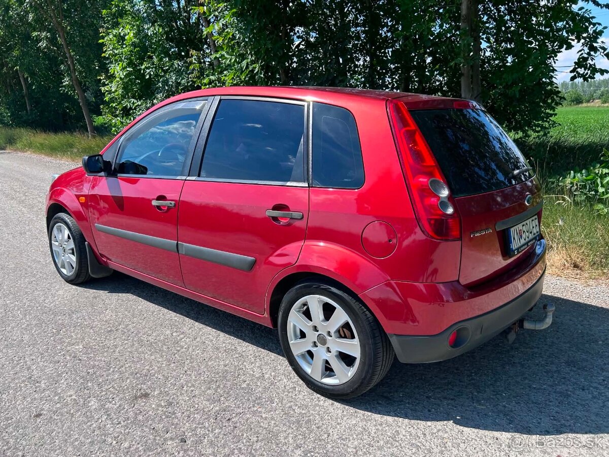 Ford Fiesta 1.4 TDCI - 6