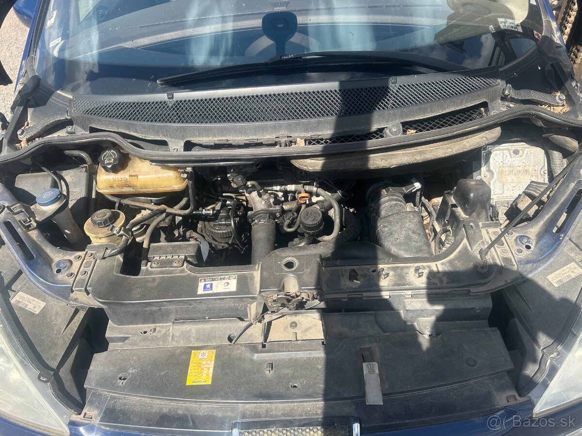 Peugeot 807 2,0HDI RHW 80KW prodám náhradní díly - 6
