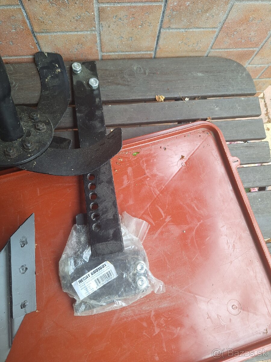 Pluh re rotavator Hecht 785 - 6
