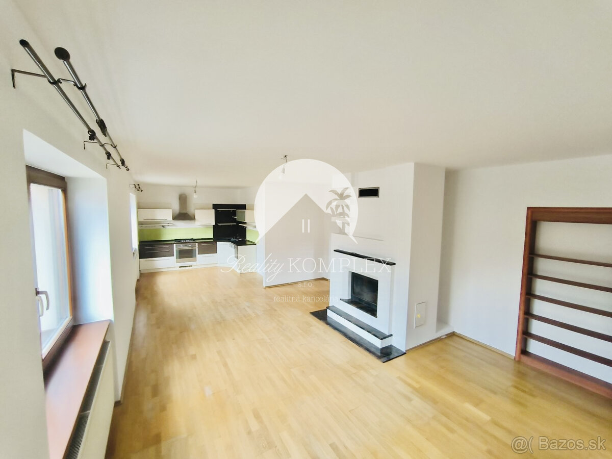 Reality KOMPLEX s.r.o.,Vám ponúka elagantný, úplne rekonštr - 6