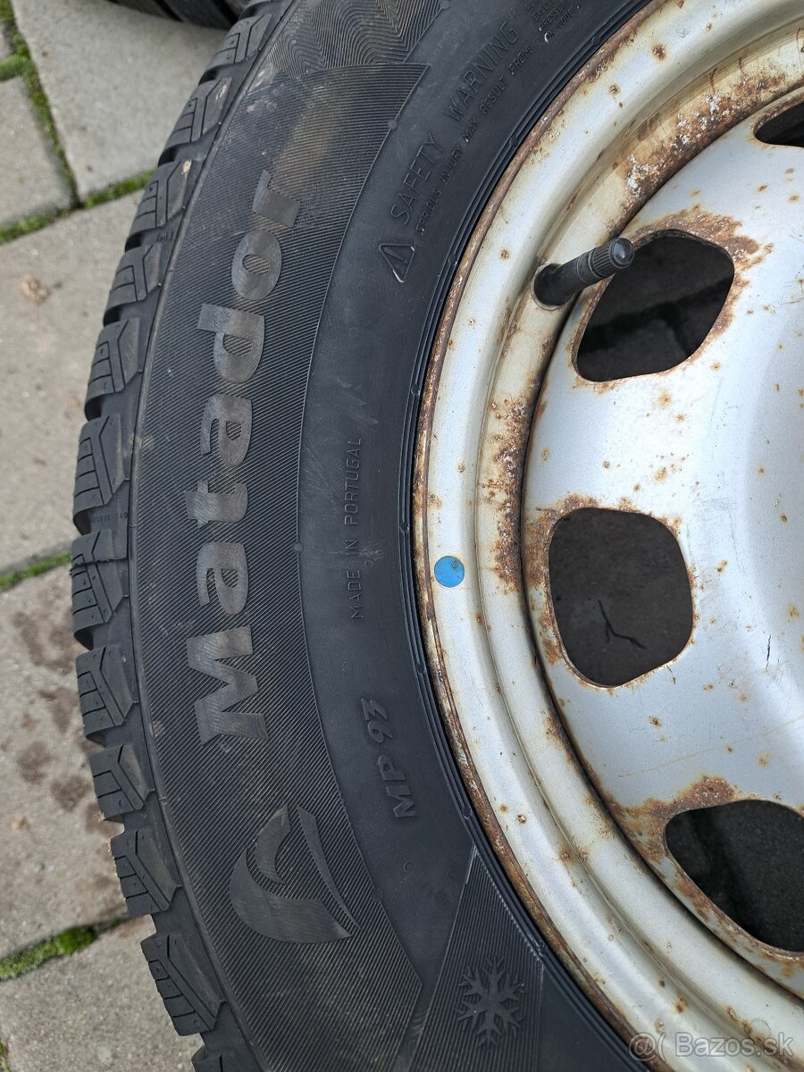 Zimna sada Dacia Duster 215/65 R16 - 6