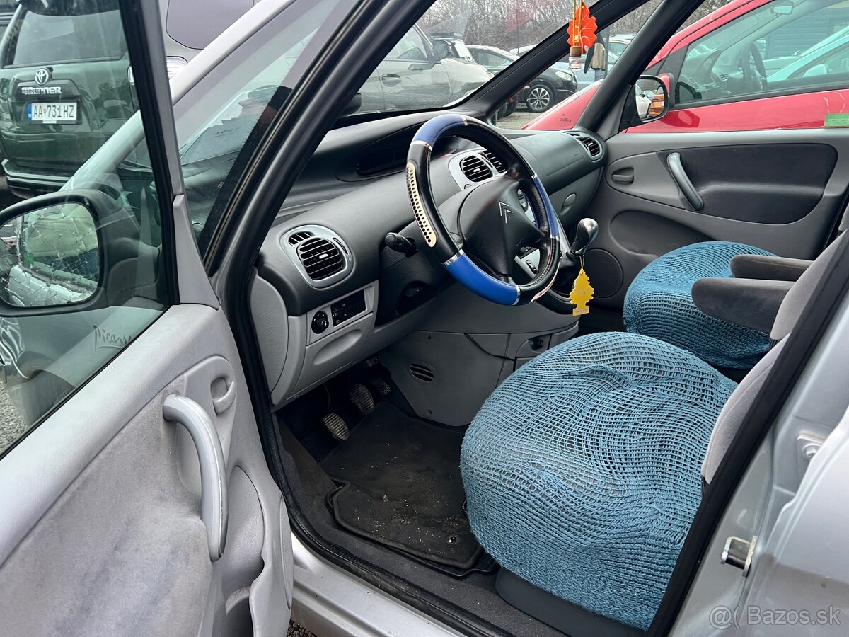 Citroën Xsara Picasso 1.6 16V Líder - 6