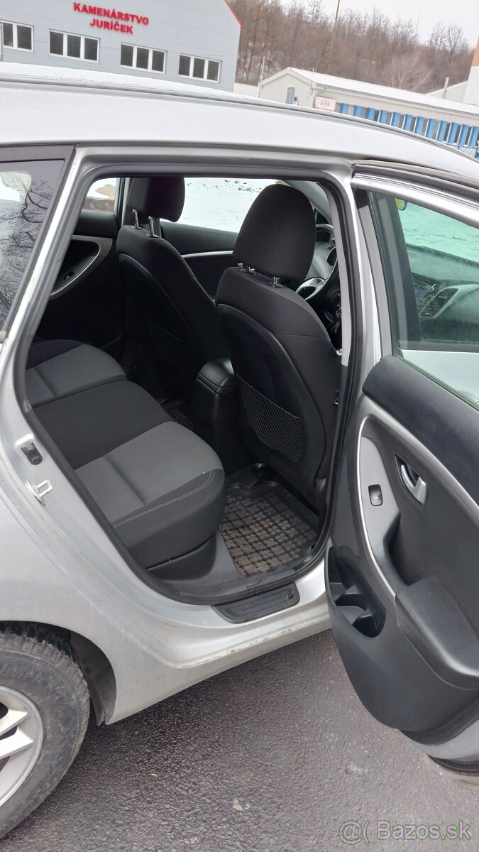 Hyundai i30 1.4 crdi - 6