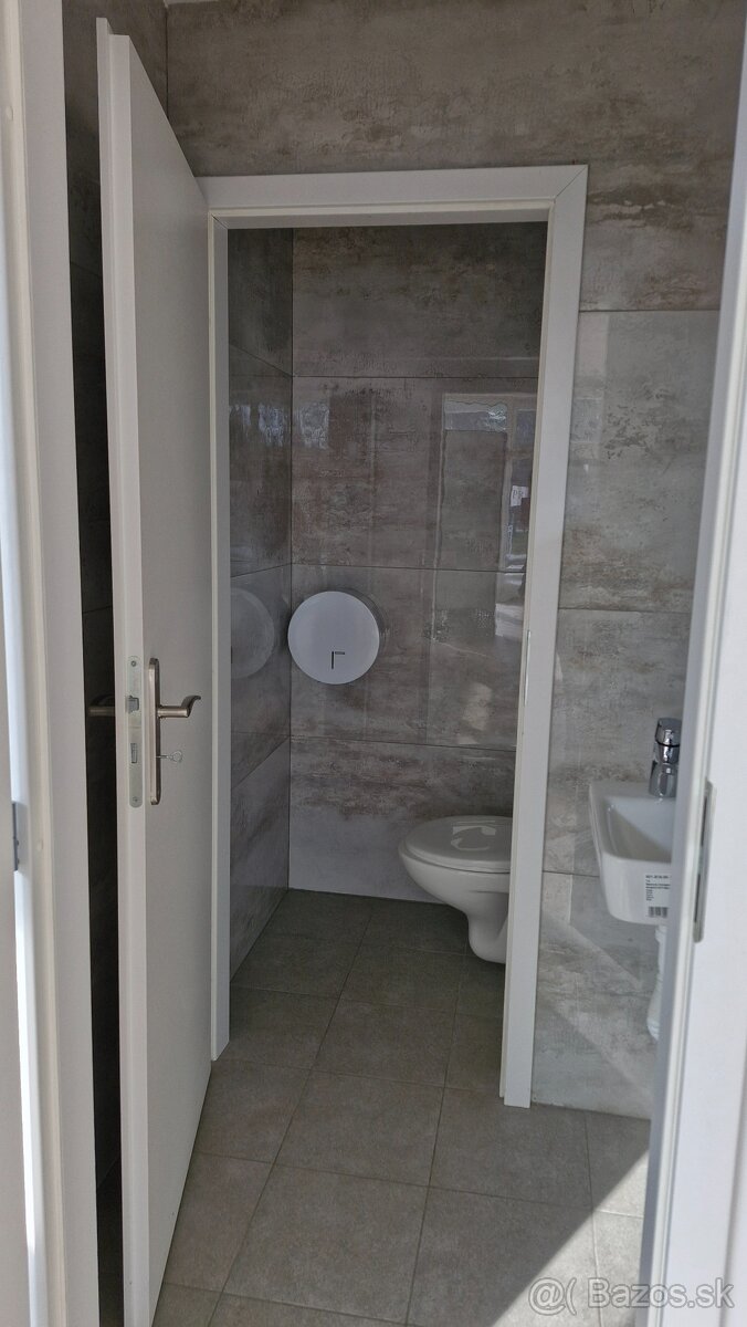 Prenájom obchodných priestorov - 6