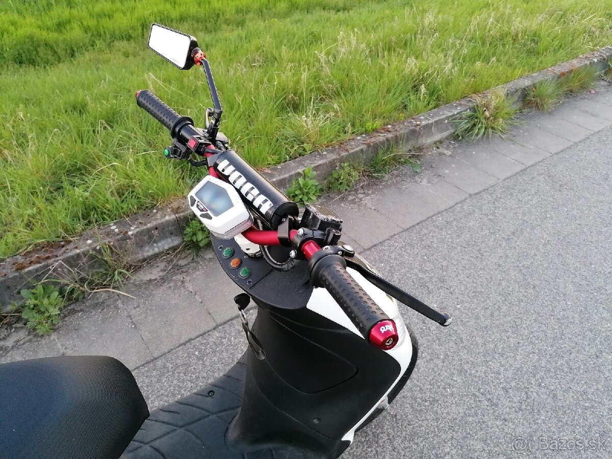 Piaggio zip 50 2t - 6