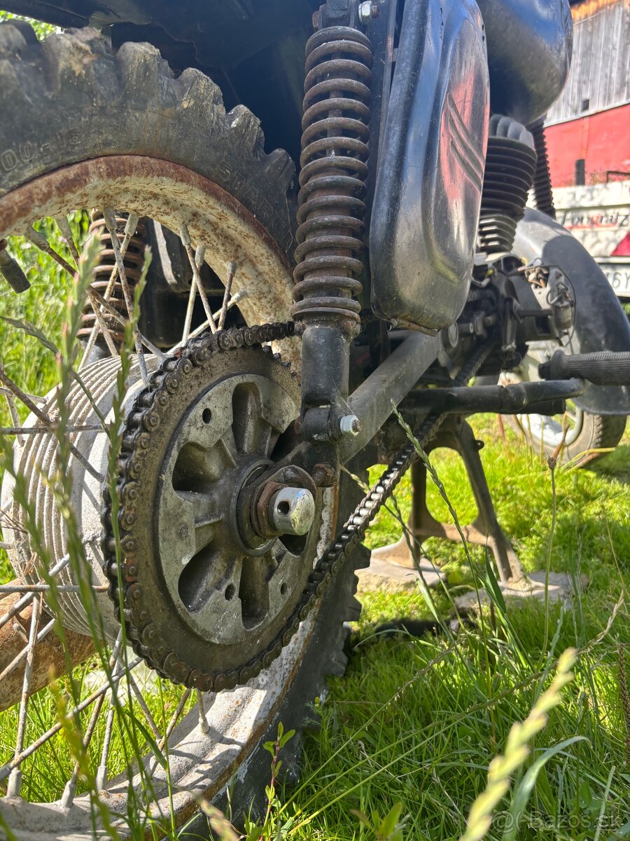 Jawa 250/559 - 6