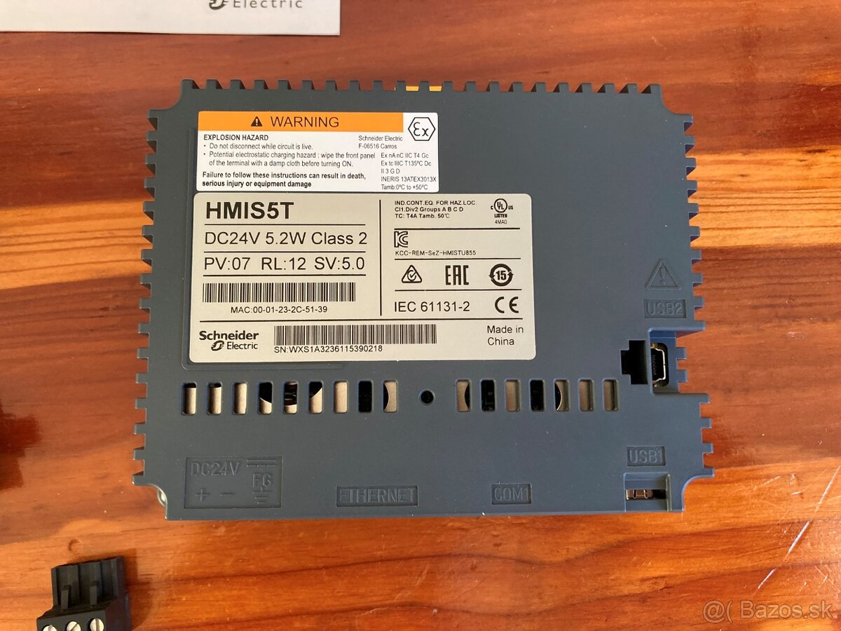 Predám HMI panel Schneider Magelis HMISTU855 - 6