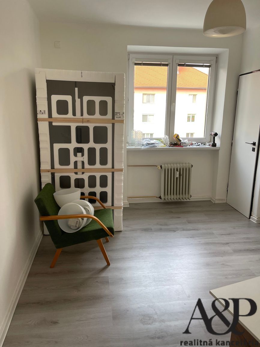 NA PRENÁJOM 2 IZB. BYT S BALKÓNOM V CENTRE, 57M2, HURBANOVA - 6