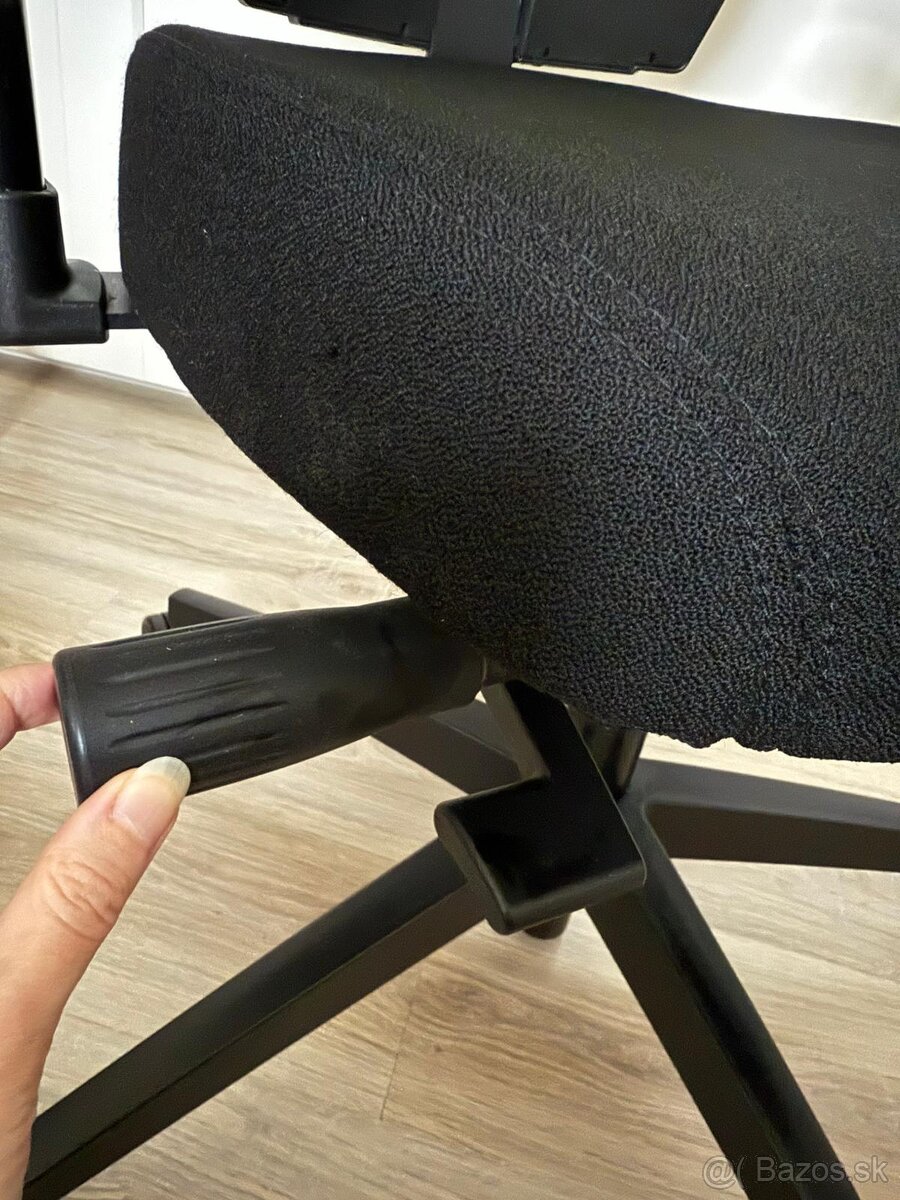 Kancelárska stolička značky RIM - 6