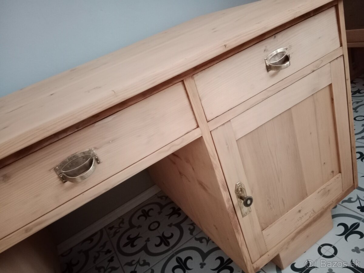 Starý, psací stůl po renovaci - 6
