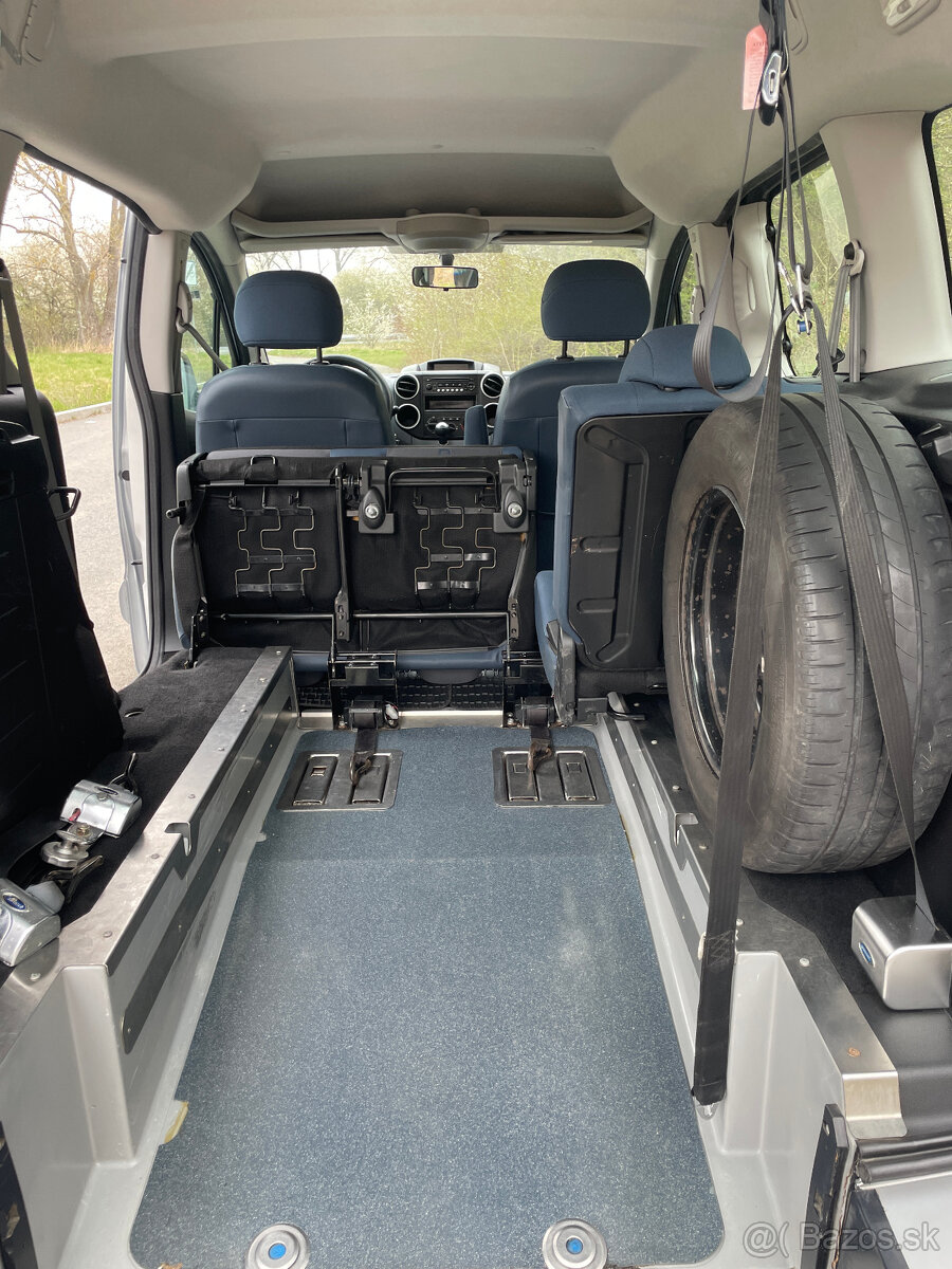 Citroën Berlingo: plošina pro převoz vozíčkáře - 6