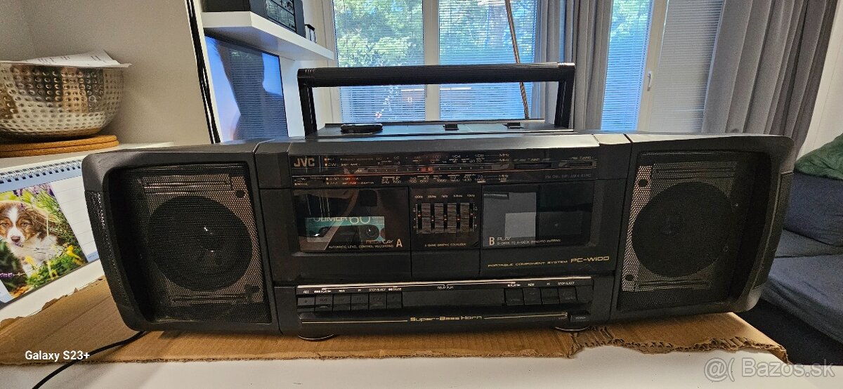 Magnetofon JVC - 6
