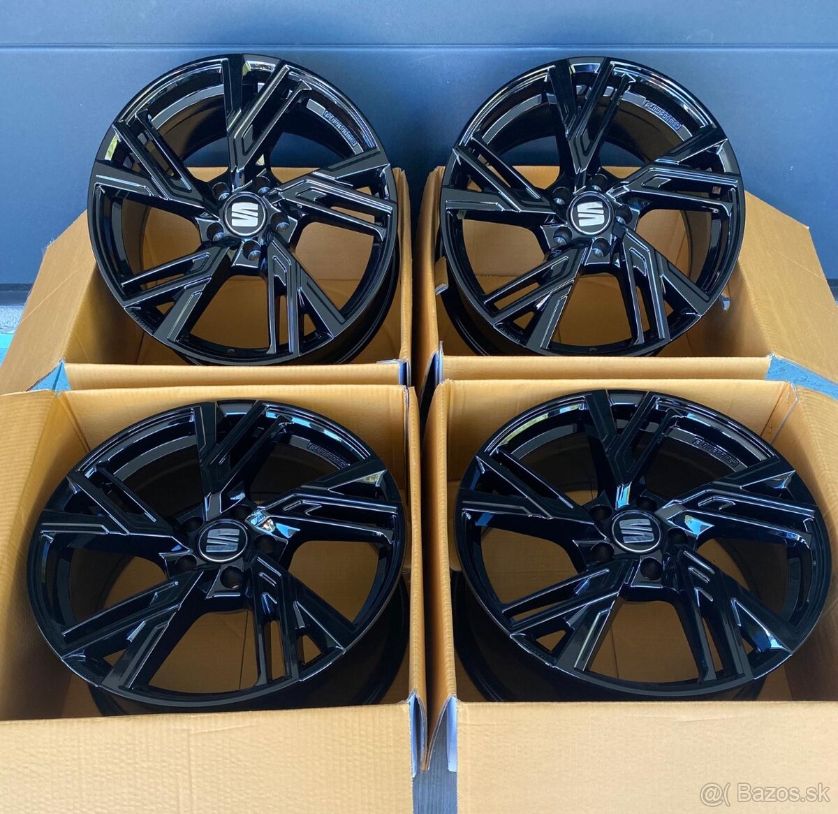 5x112 R18 MAM RS5 Black - 6