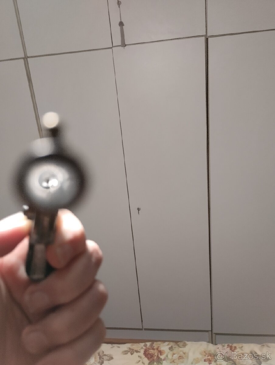Historicka pistol .22 - 6