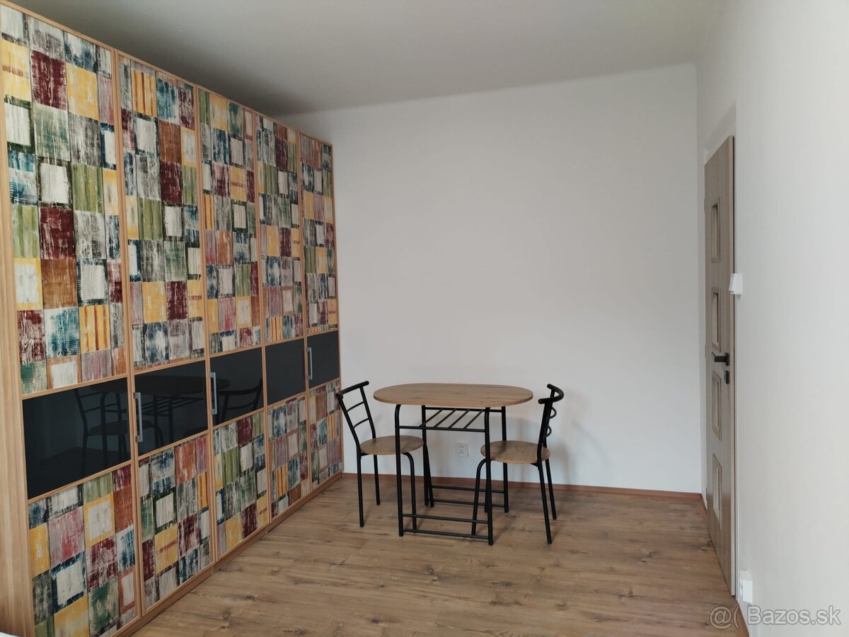 🏡 Prenájom moderný, kompletne zrekonštruovaný byt 52 m², 1/4 - 6