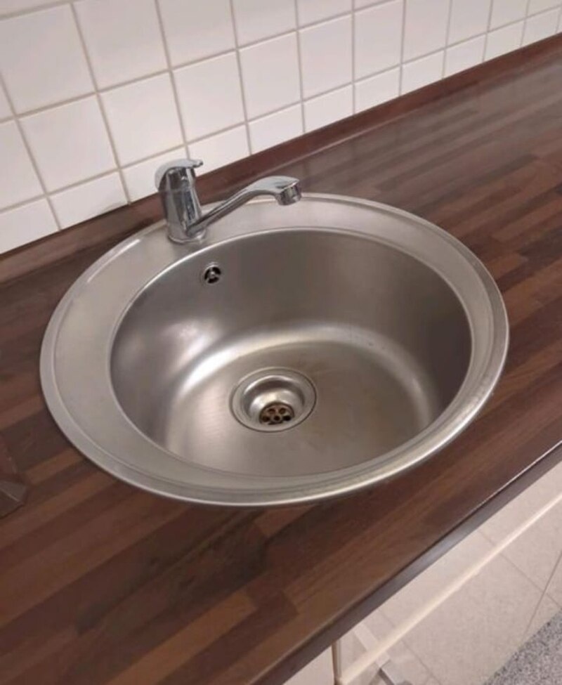 Krémová lesklá linka Nobilia se spotřebiči,5855 - 6