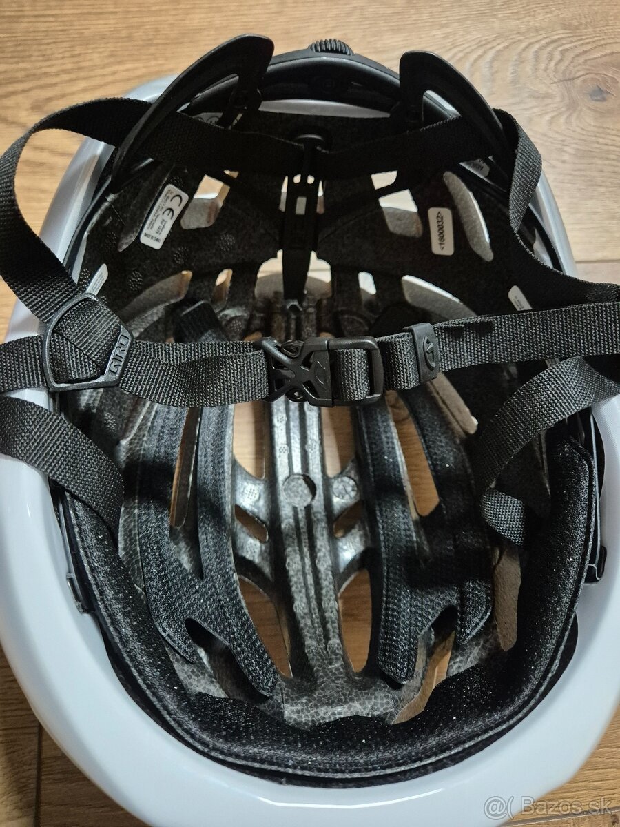 Cestná prilba GIRO - 6