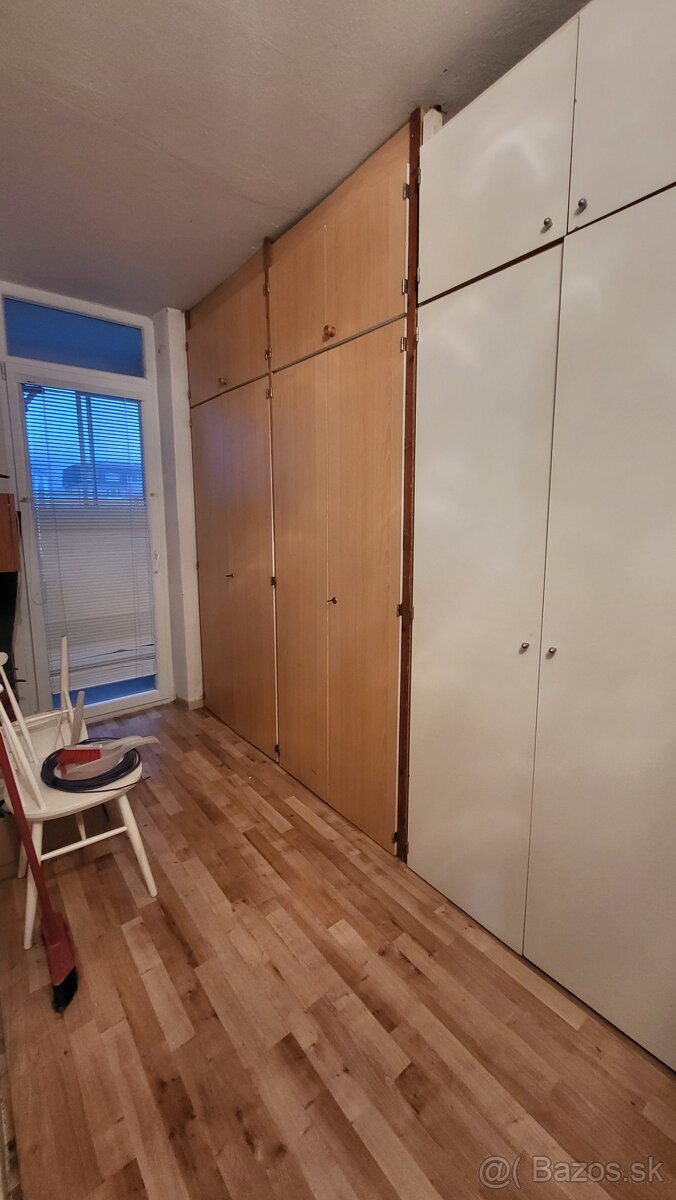 Prenajmem 3-izbový veľký byt - 6