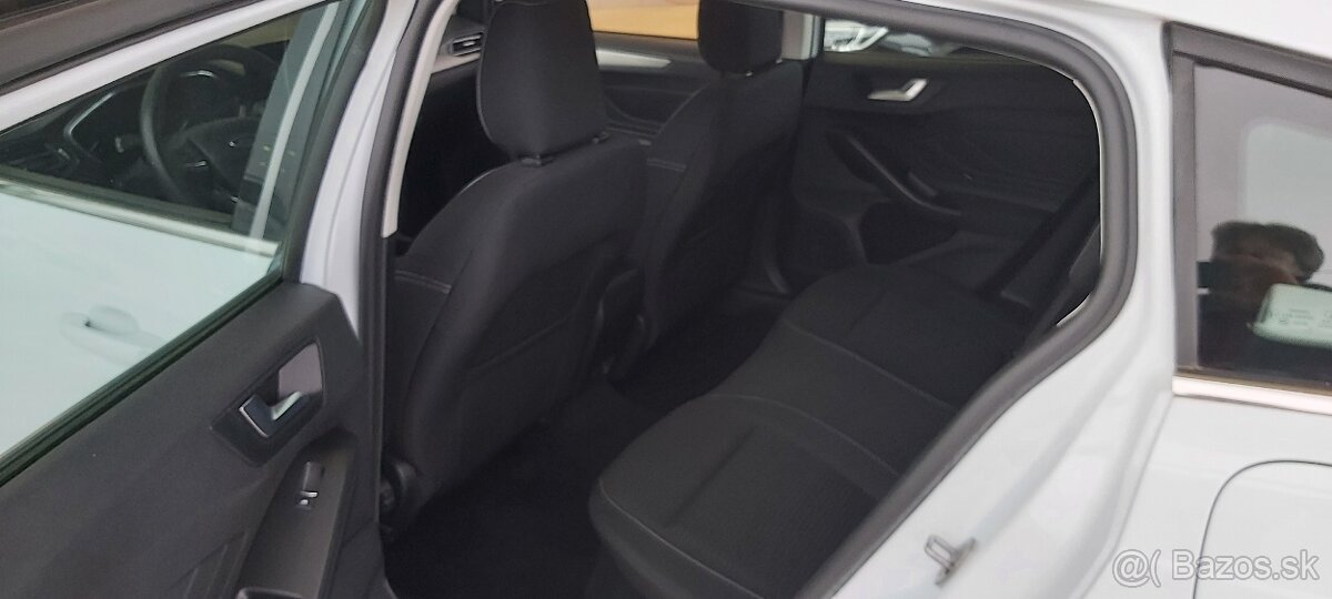 Predám Ford Focus combi - 6