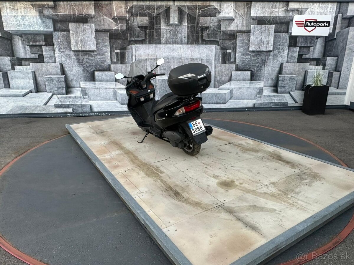 Suzuki Burgman 125 - 6