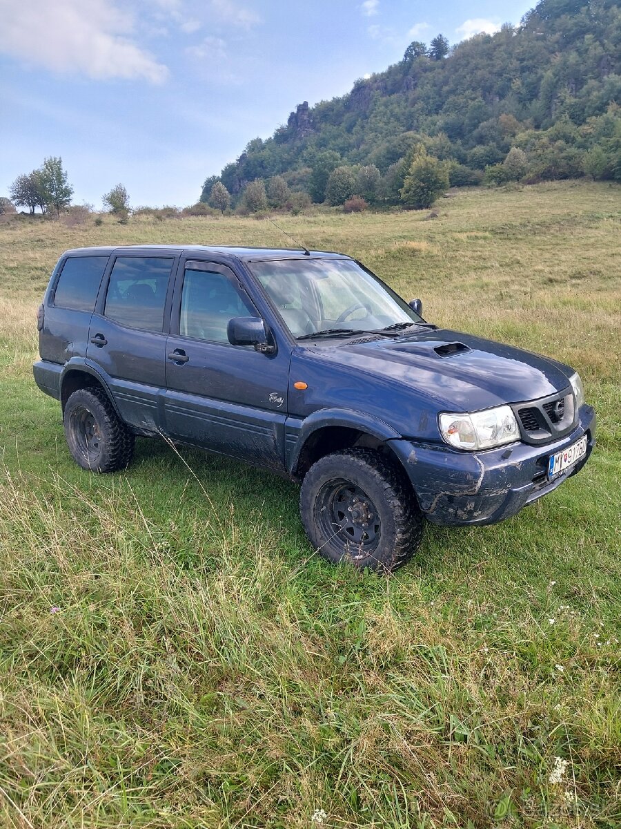 Nissan terrano - 6