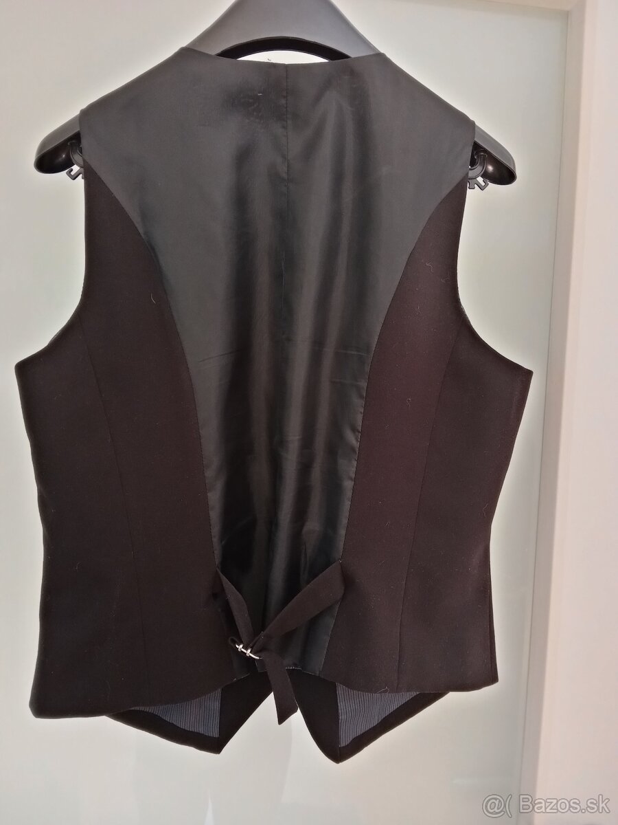 Komplet vesta a sukňa č.40 dve verzie 10€ každý - 6