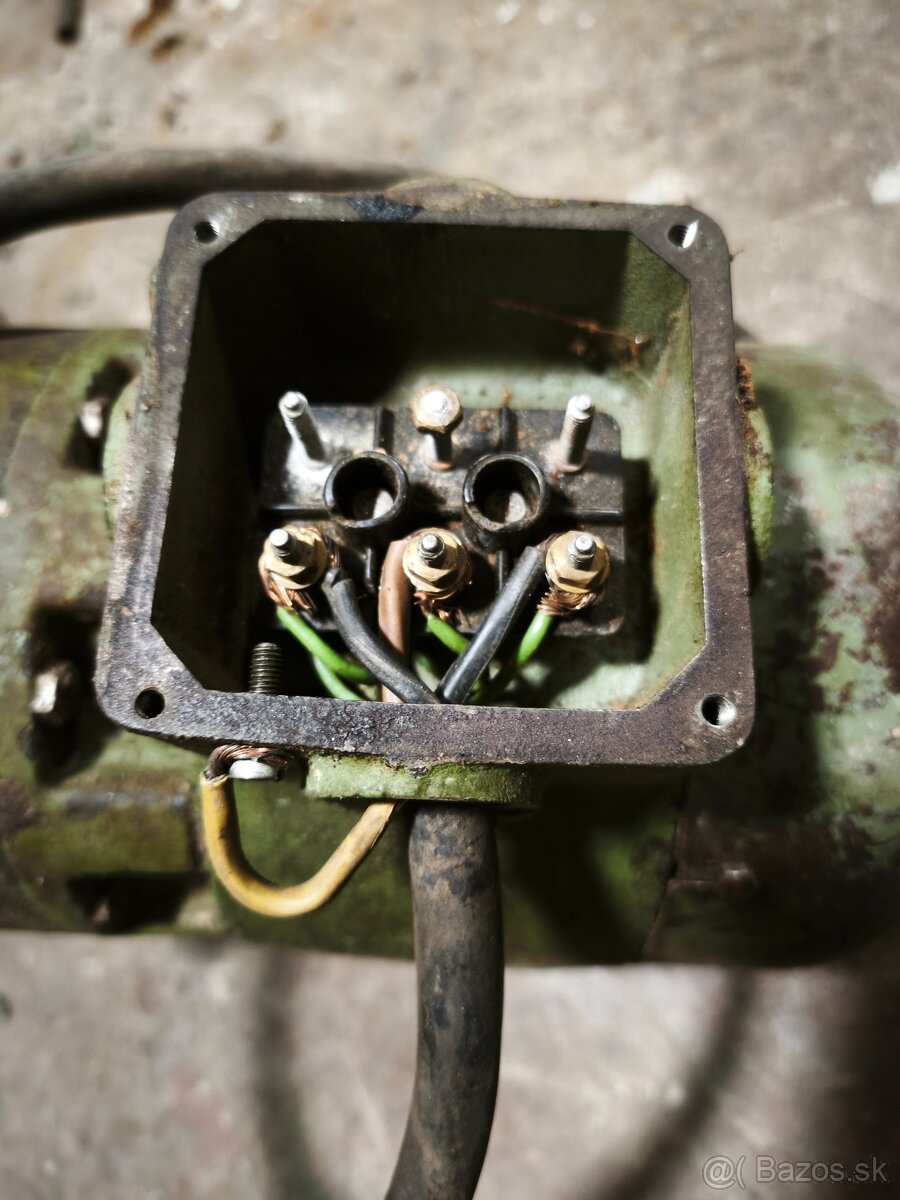 Elektromotor s prevodovkou - 6