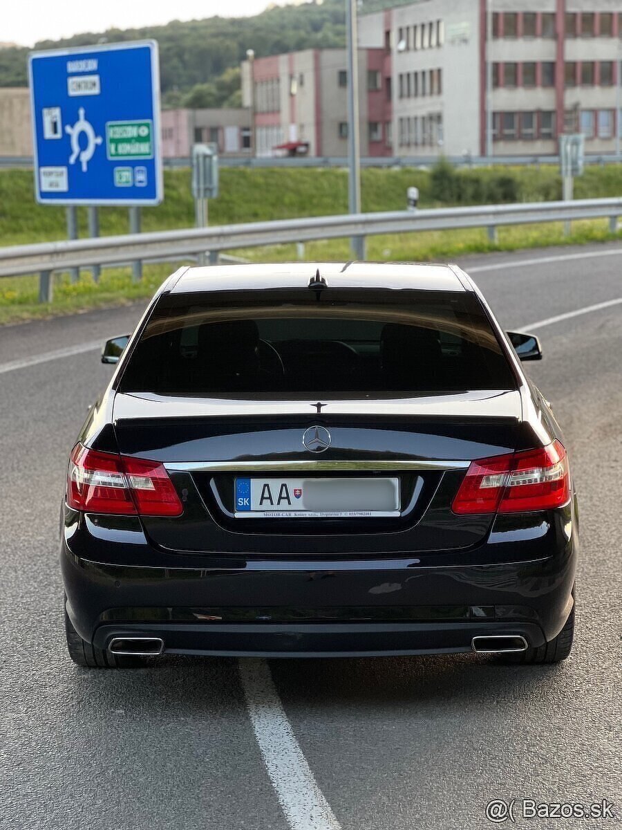 Mercedes E500 W212 5.5i V8 285kw / 388ps kupene na SK - 6