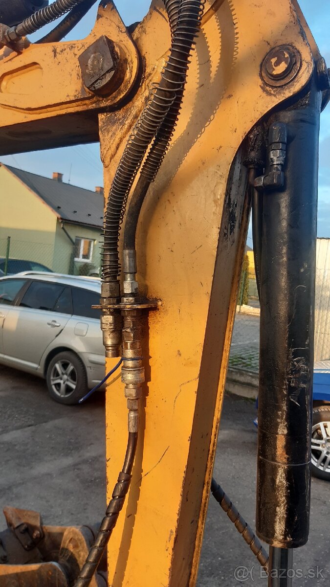 Minibager Caterpillar CAT 302.5 ročník 2006 - 6