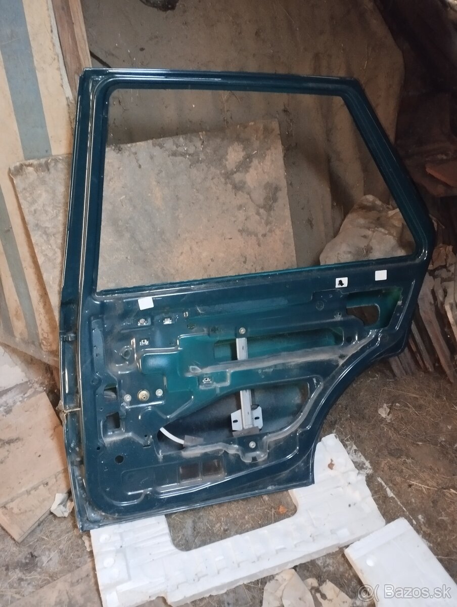 Sklo na piate dvere Felicia + ďalšie diely - 6