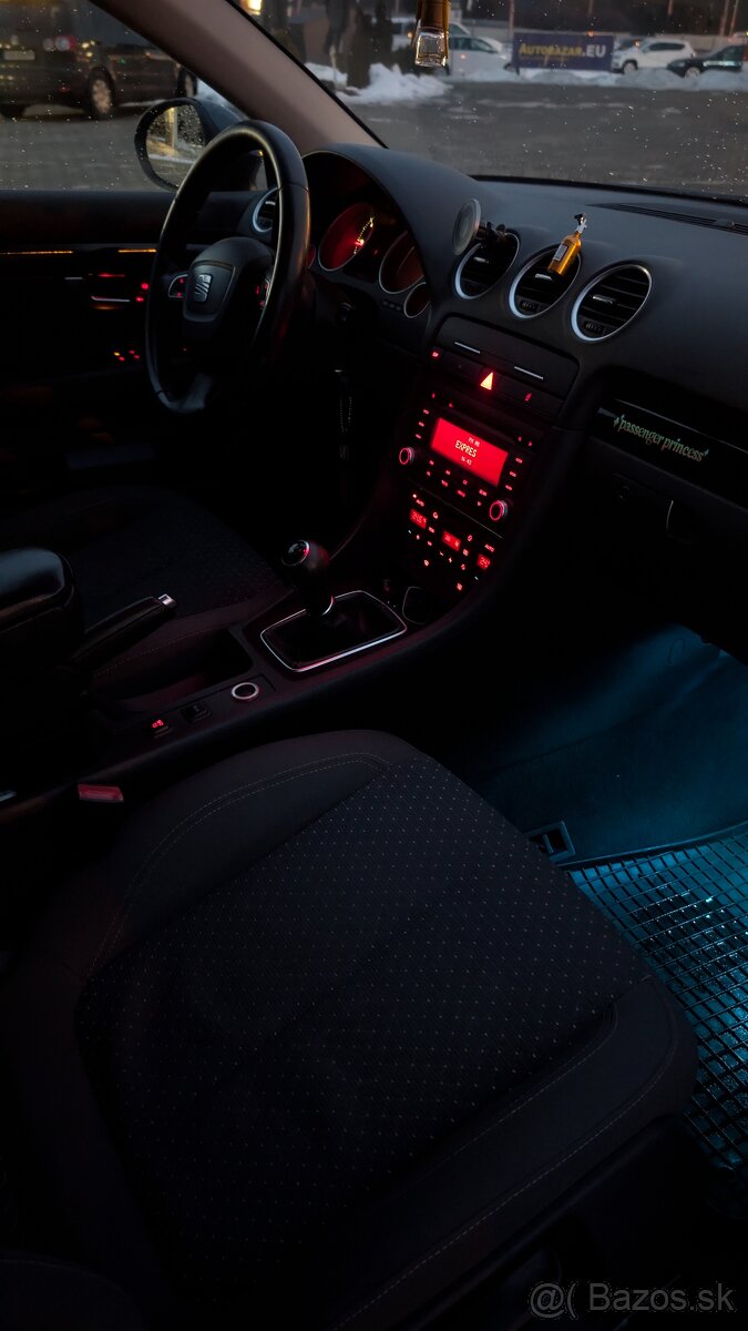 Seat Exeo 2.0 TDI 105kw sedan - 6