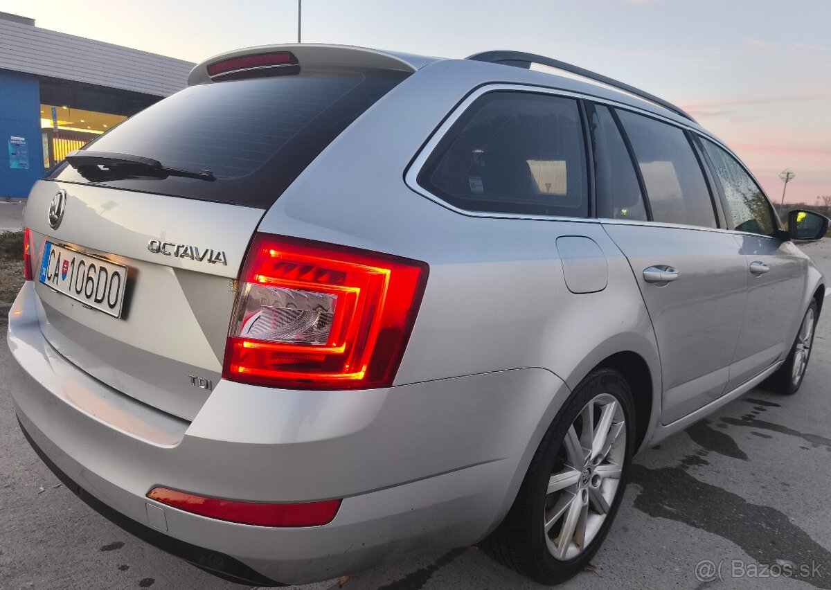 Škoda Octavia Combi III - 6