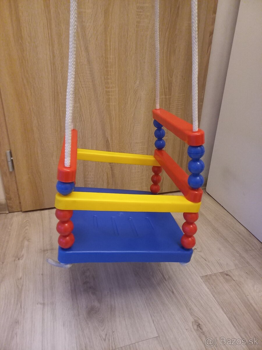 Hojdačka plastová - 6