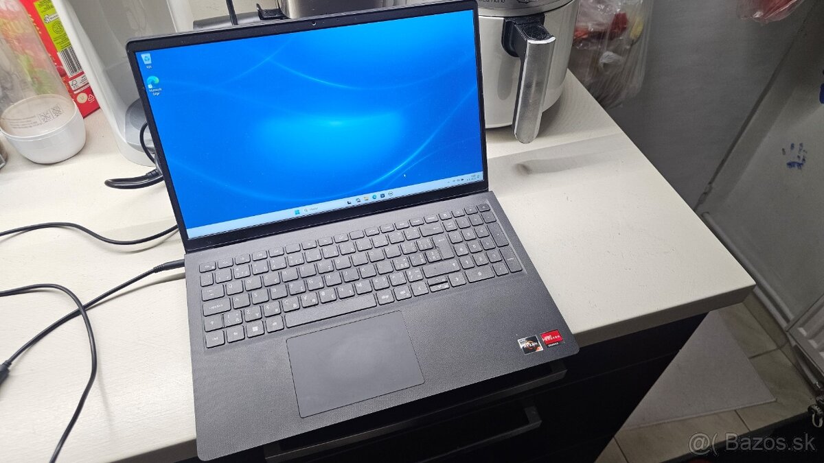 Zachovalý notebook Dell - krabica, nabíjačka, záruka - 6