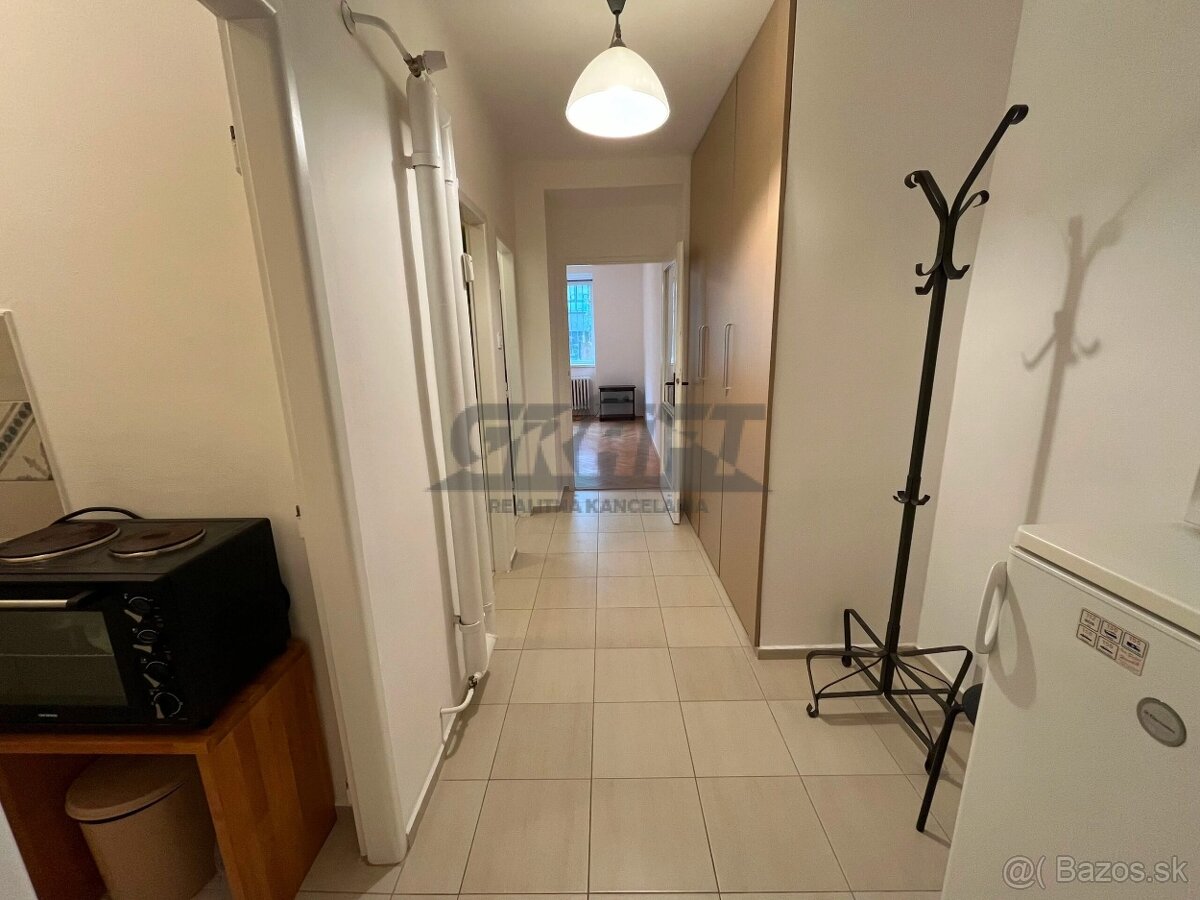 Ponúkame na prenájom garsónku v širšom centre Bratislavy - 6