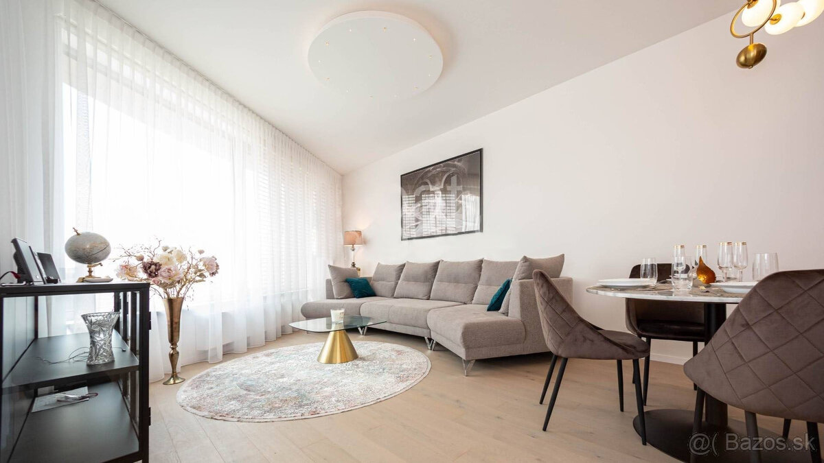 Prenájom Nádherný 3-izb byt SKY PARK - 6