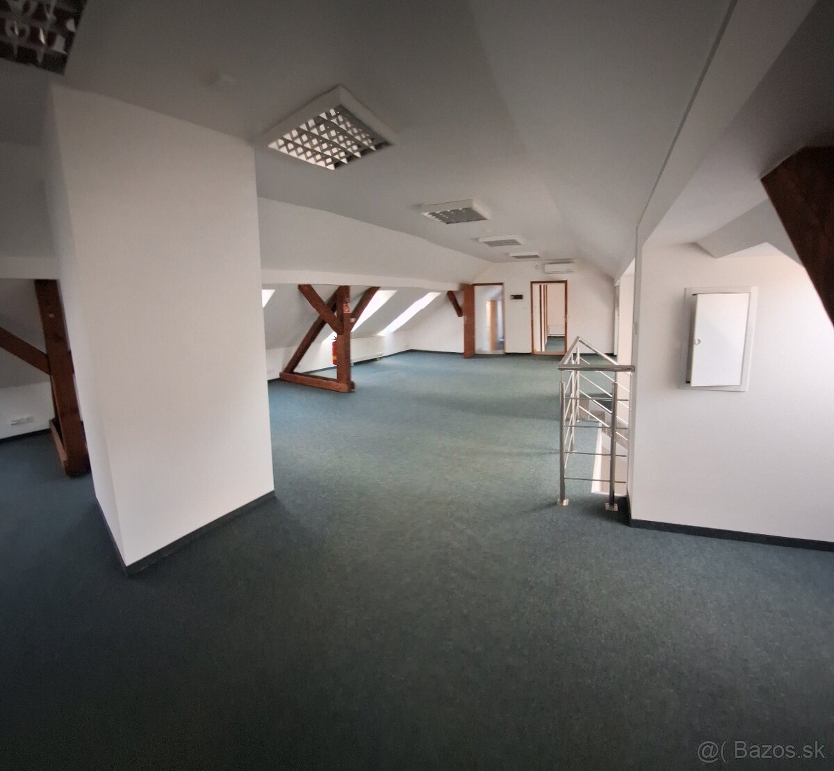 Administratívne priestory v podkroví s klimtizáciou - 6