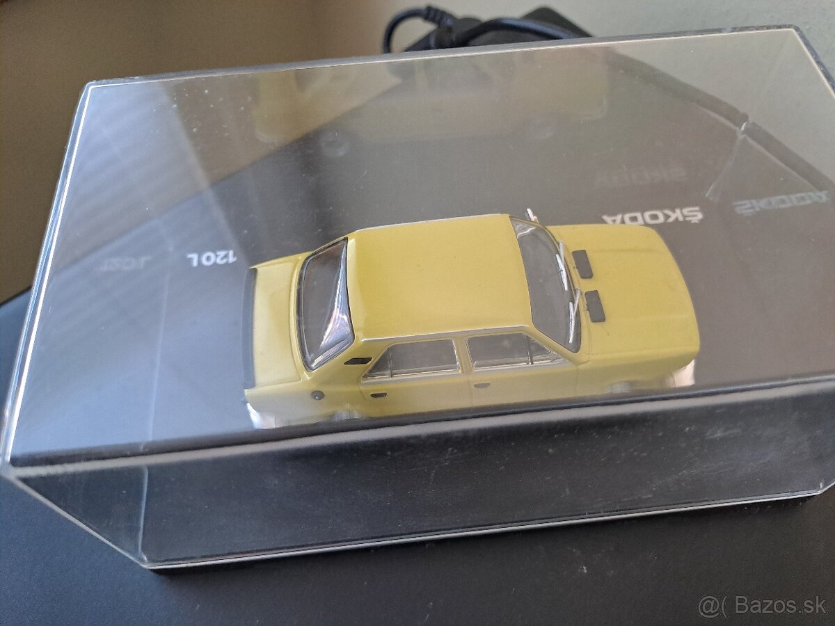Škoda 120l 1:43 - 6