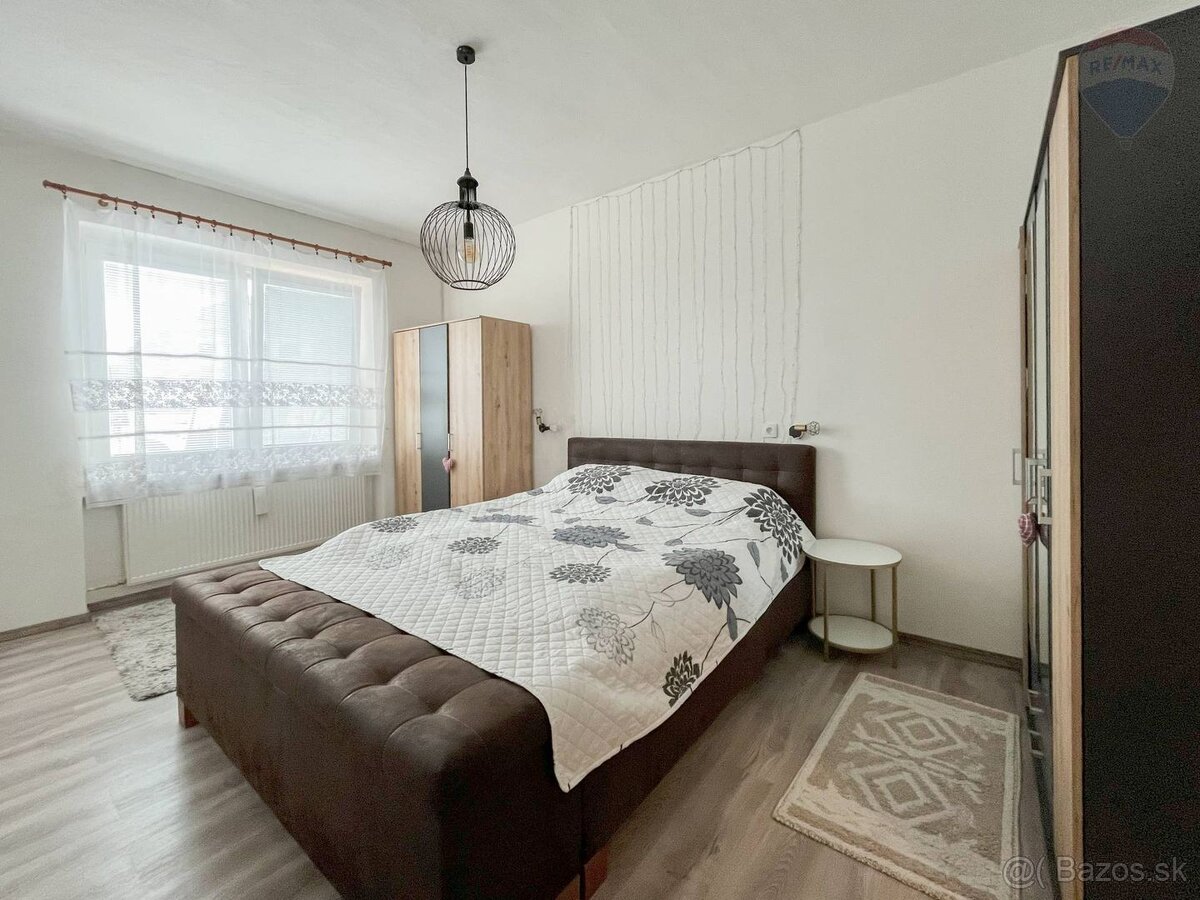 PREDANÉ Predaj: 3-izbový byt s krbom priamo v centre L - 6