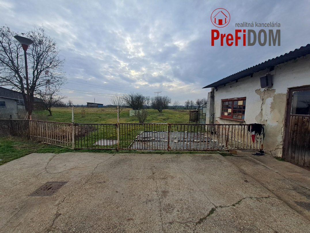 PREDAJ 4 – izbový átriový rodinný dom v meste Šurany. - 6